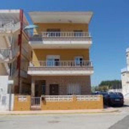 Piles - Apartment - Sleeps 7 - Parking - Seafront Zewnętrze zdjęcie