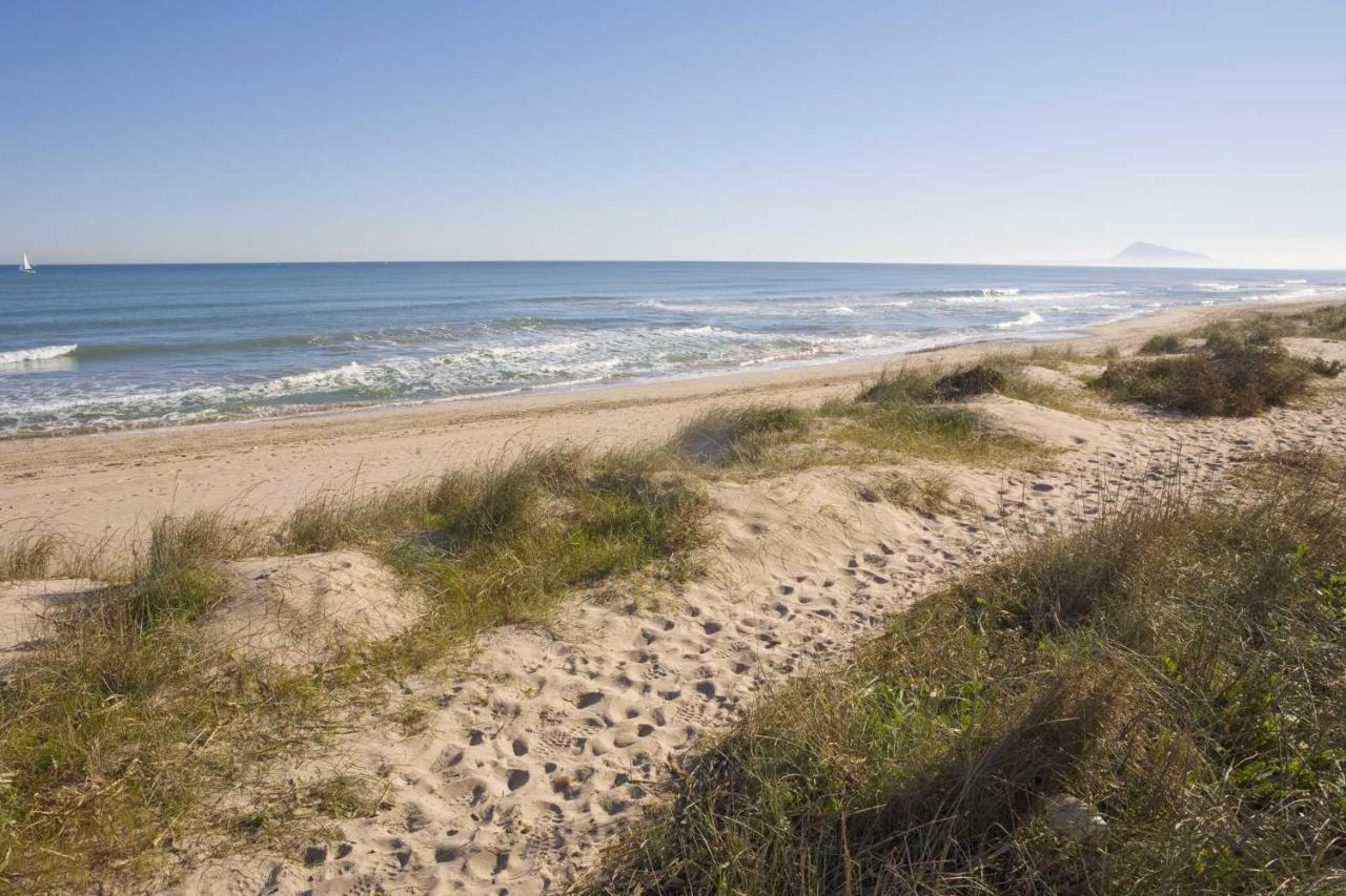 Piles - Apartment - Sleeps 7 - Parking - Seafront Zewnętrze zdjęcie