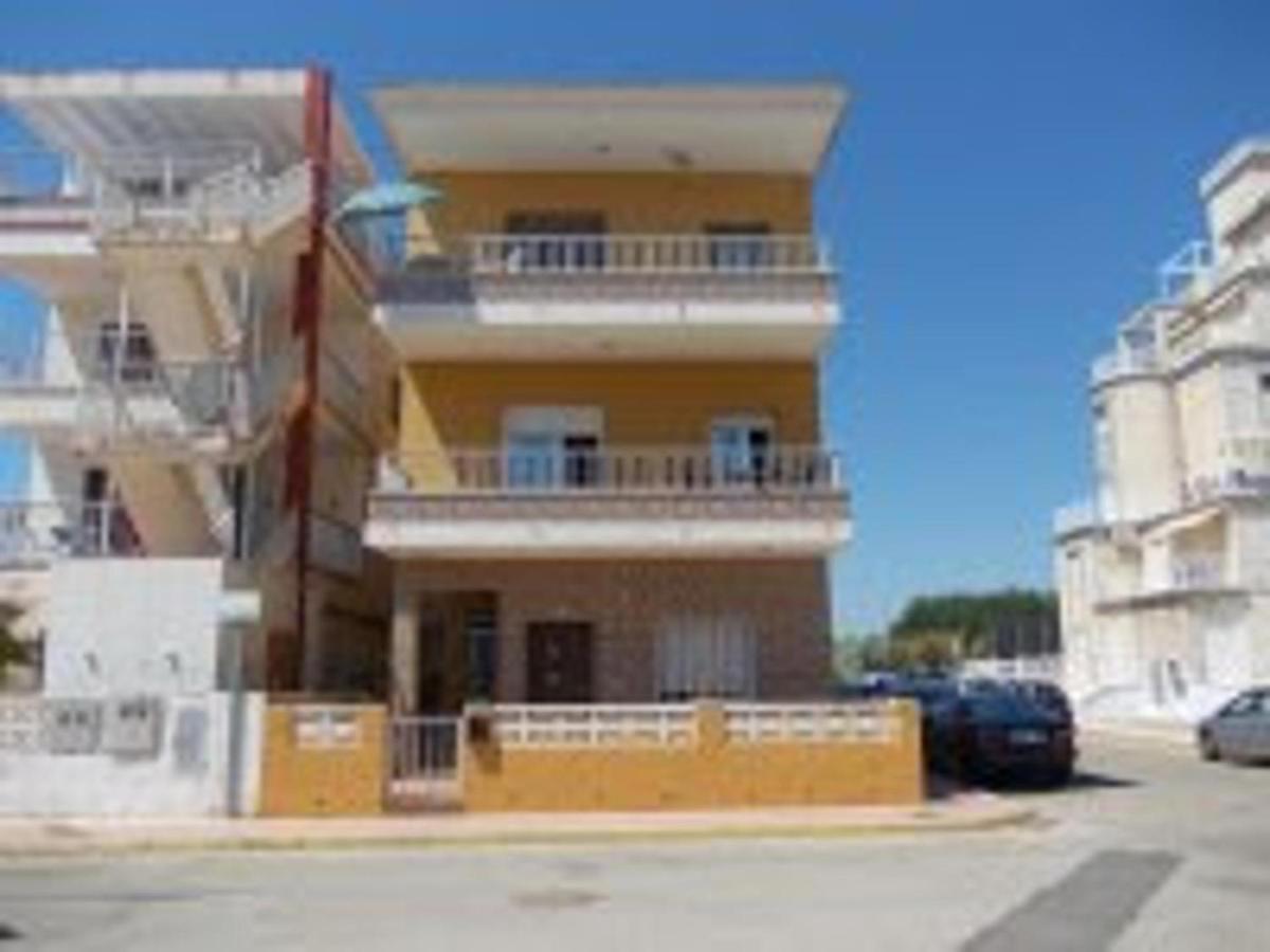 Piles - Apartment - Sleeps 7 - Parking - Seafront Zewnętrze zdjęcie